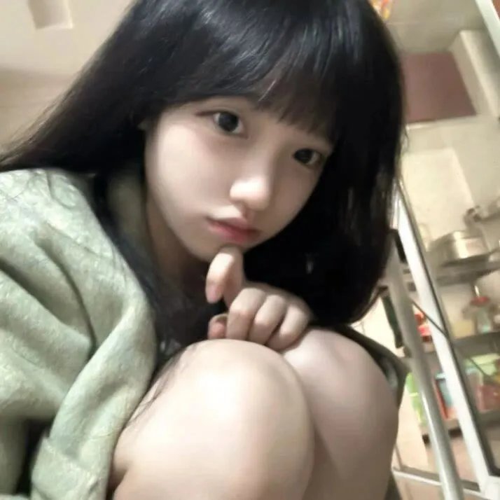 万花嬉春